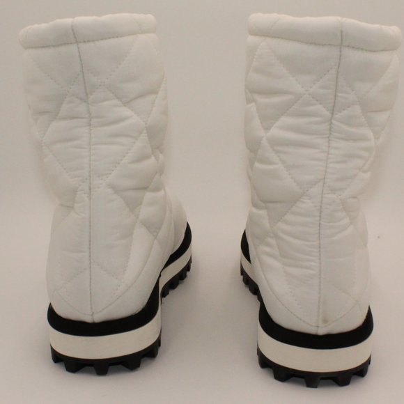 Dolce Gabbana White/Black Women's Logo Padded Boots EU 39 / US 8 - Picture 8 of 9